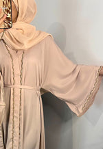 Abaya de Dubaï beige et satiné