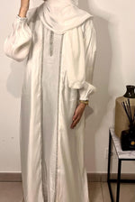 Abaya blanche de Dubaï