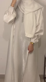 Abaya blanche de Dubaï